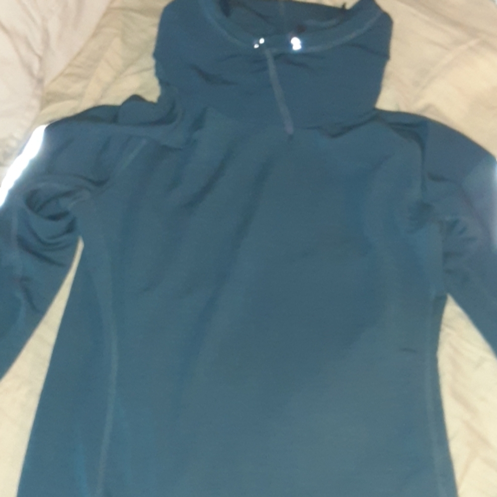 Nike Pullover - image 1